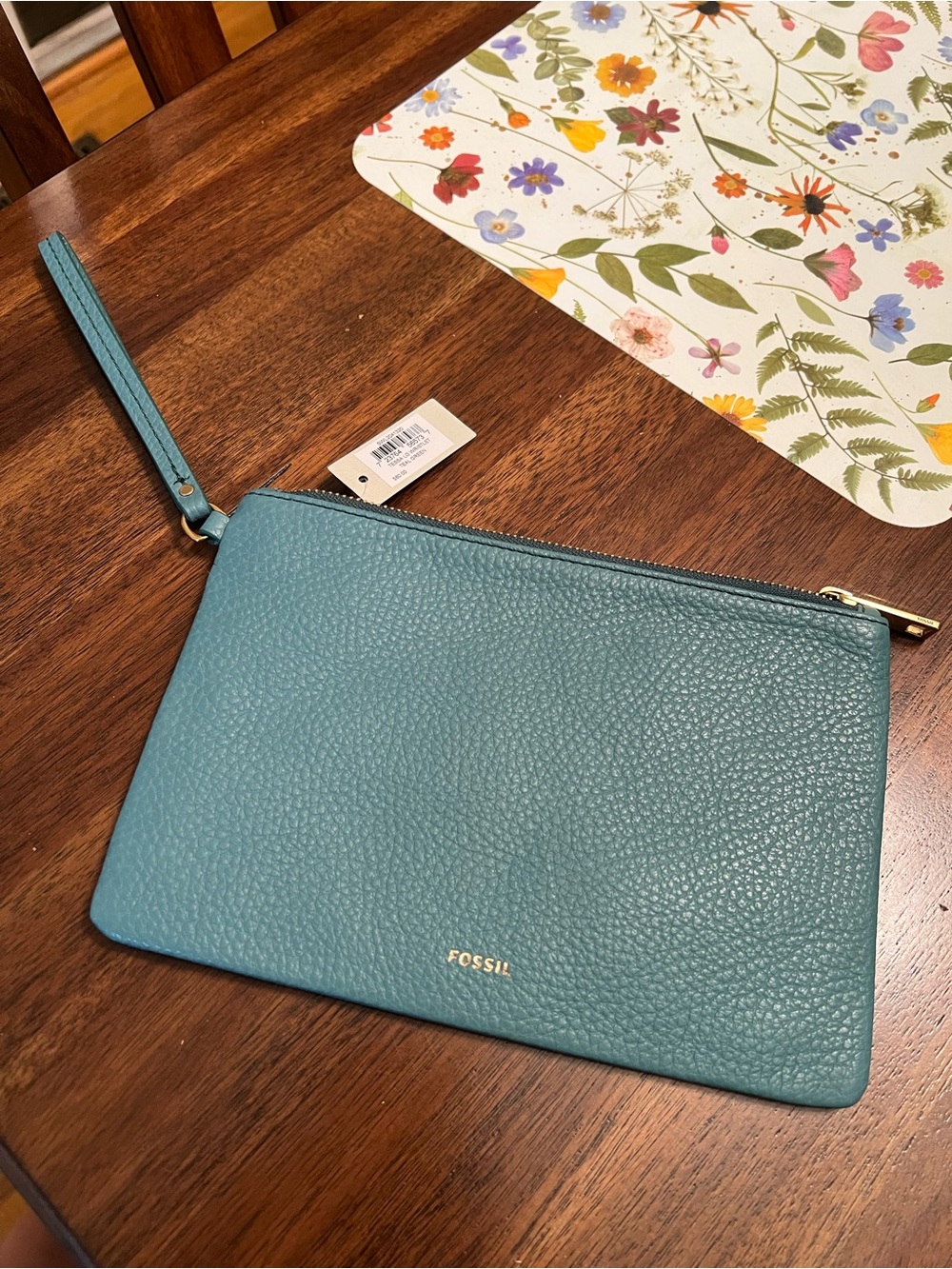 FOSSIL wristlet